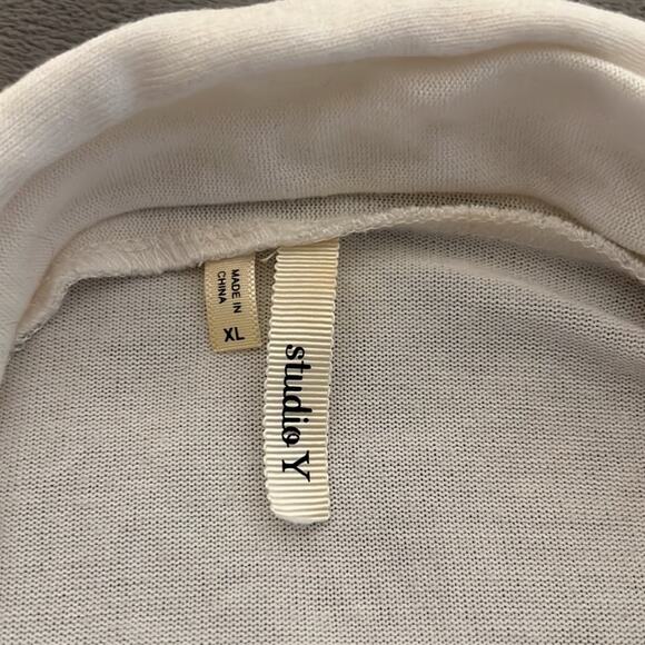 Studio Y  Size XL. White Knit Cardigan with Satin Tie Asymmetrical - Picture 4 of 9